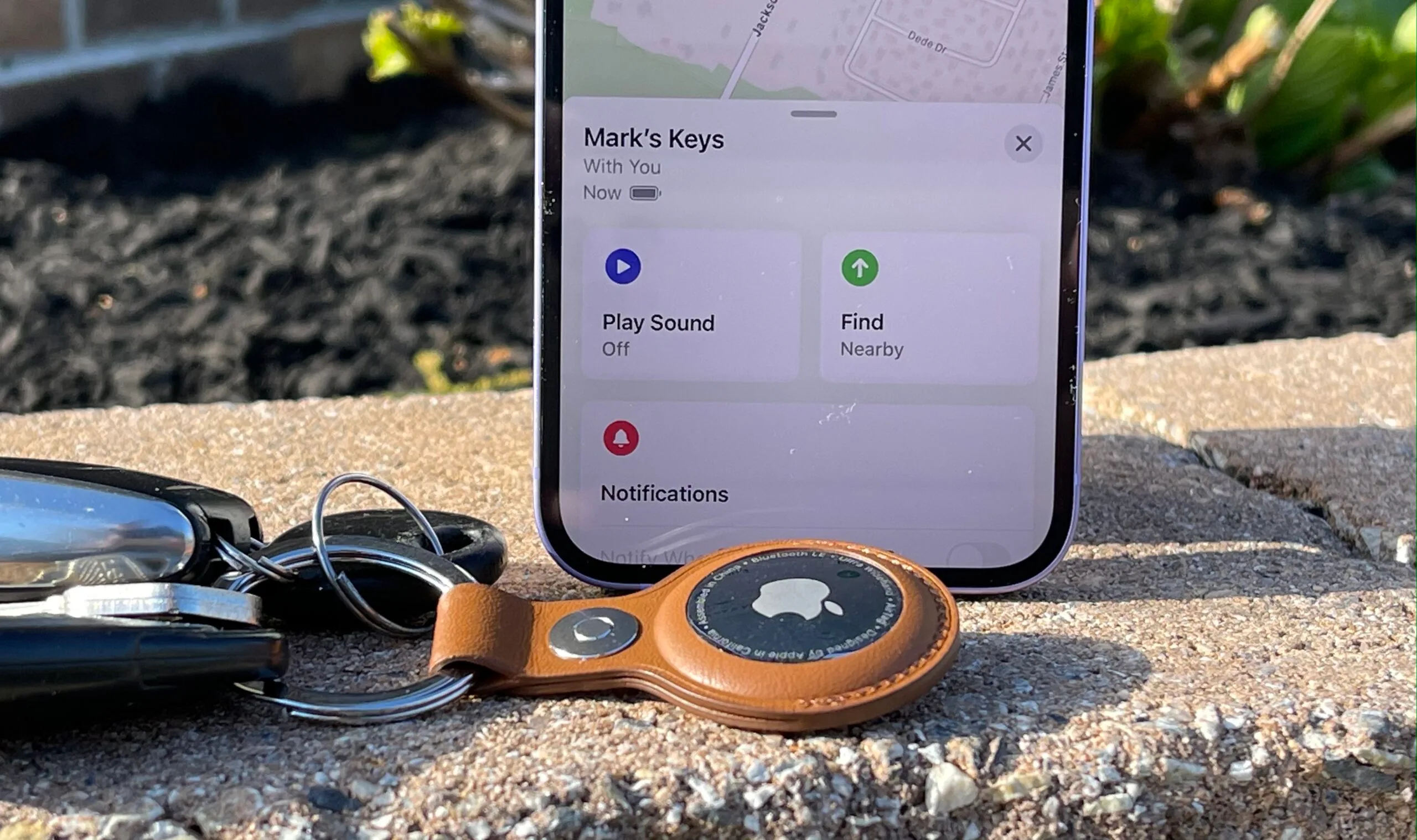 Apple AirTag Usage